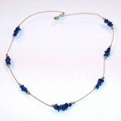 Colier din lapis lazuli, pe sarma de otel Colier din lapis lazuli, pe sarma de otel