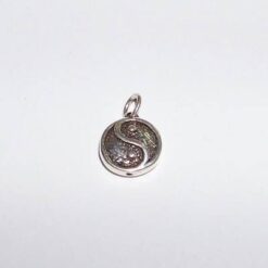 Bratara pe siret rosu cu Yin - Yang din argint 925