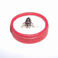 Inel din argint cu safir industrial si marcasite