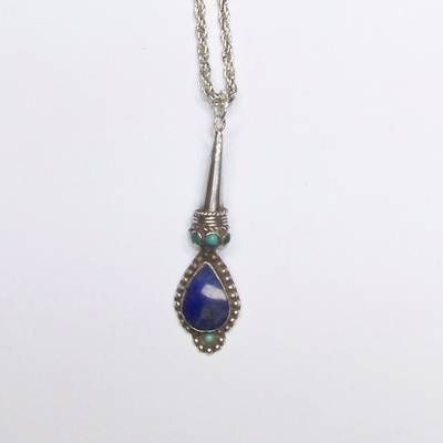 Pandativ vintage din lapis lazuli pe lant argintiu