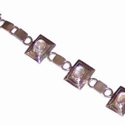 Bratara din argint cu piatra lunii