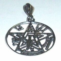 Amuleta din argint cu pentagrama lui Agrippa