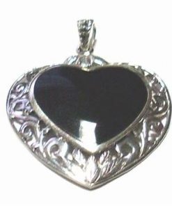 Pandantiv din argint si cristal de granat