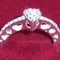 Inima din cristal Swarovski multifatetat pe lant din argint