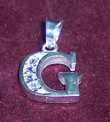 Initiala numelui din argint cu strasuri transparente - G
