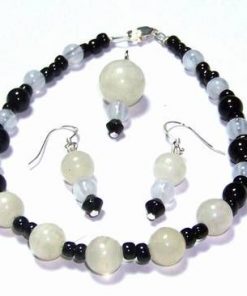 Bratara din onix pe elastic -