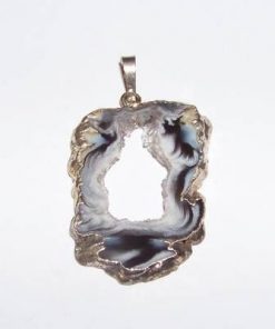 Bratara cu inchidere magnetica si cristal de calcedonie