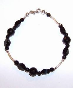 Bratara din onix pe elastic -