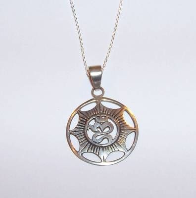 Simbolul Tao/OM din argint pe lant din argint