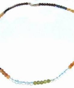Inel din argint si cristale transparente si olivina