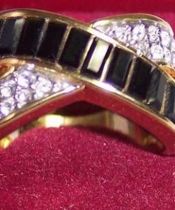 Inel placat cu aur de 14k si strasuri - unicat !