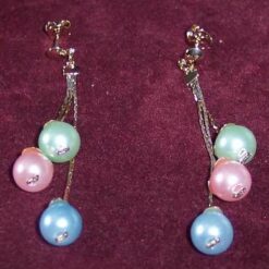 Cercei placati cu argint si cristale Swarovski - piramida